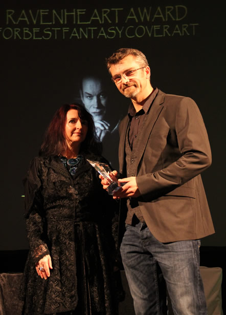 Freda Warrington presents the Ravenheart Award to Didier Graffet at the 2013 Gemmell Awards